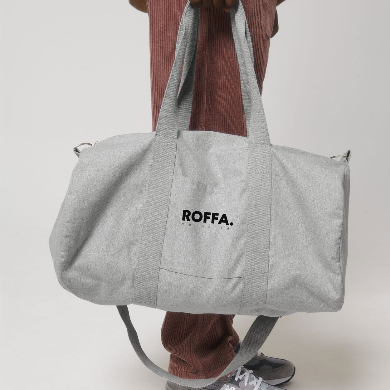 Grijze weekend tas met groot ROFFA. rotterdam logo